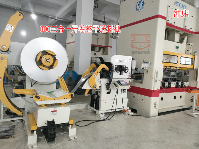 新能源鋰電池方形外殼蓋板自動(dòng)化沖壓用到哪些設(shè)備？